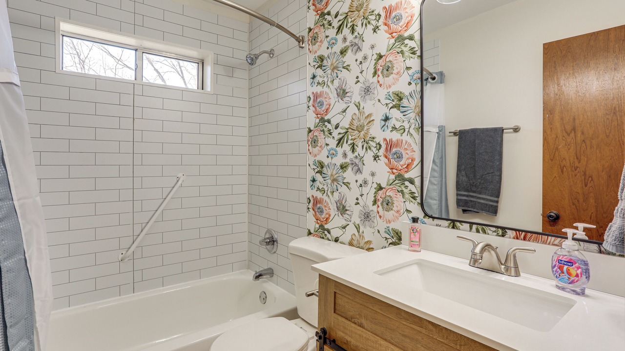 Photo of Bathroom in Mountain View
