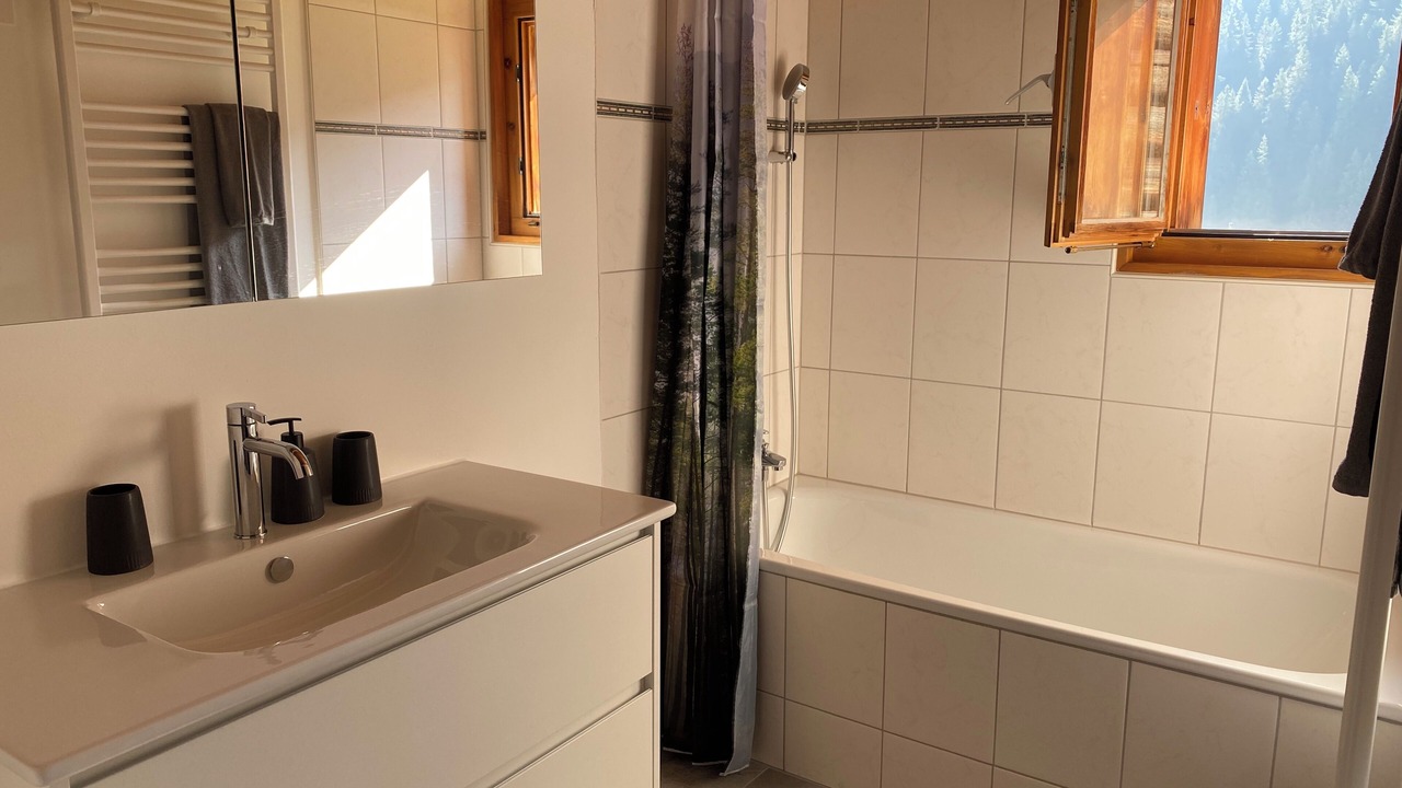 Photo of Bathroom in Frauenkirch