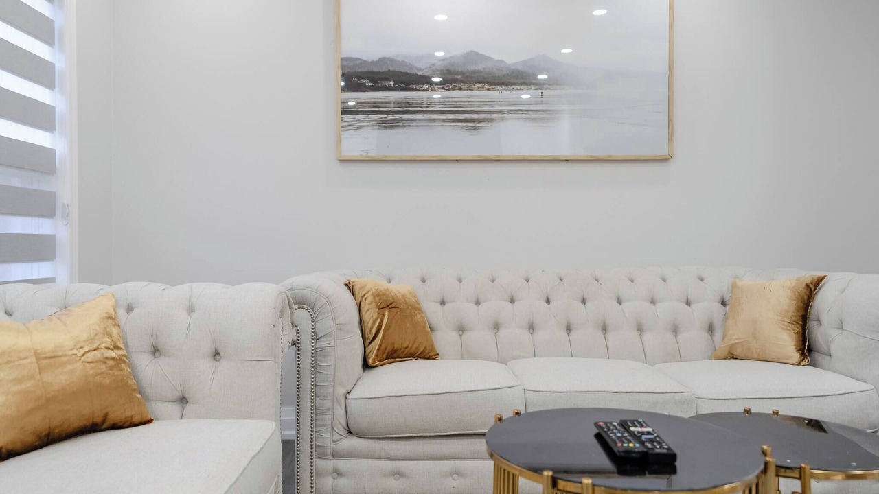 Photo of Livingroom in Vaughan