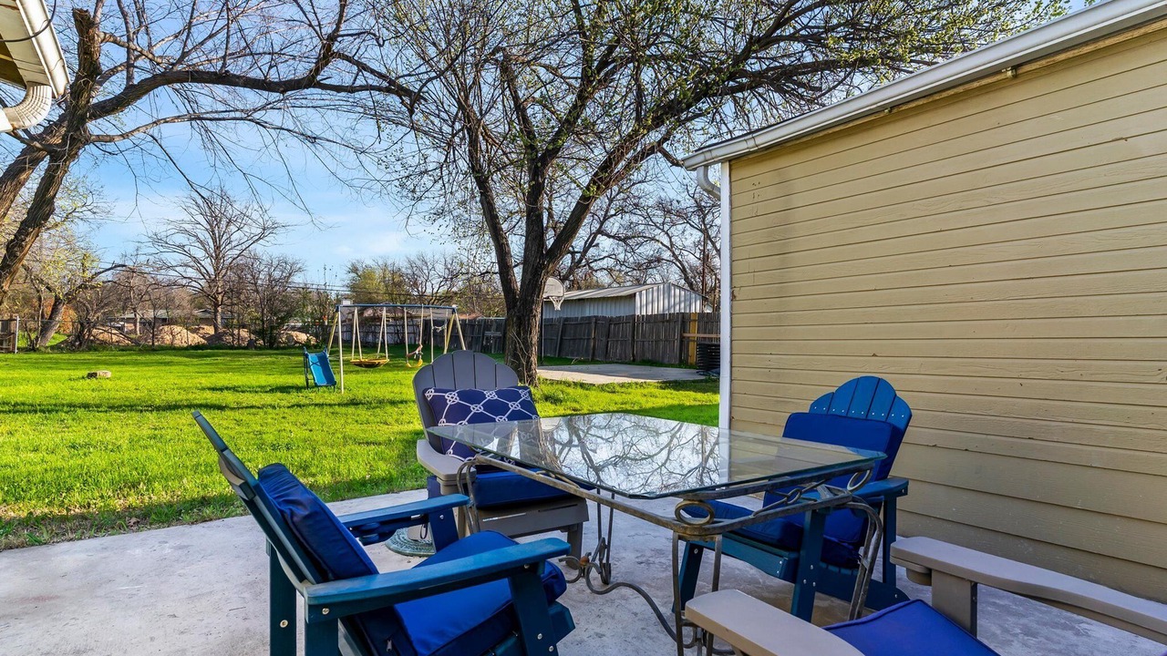 Photo of Outdoor in River Oaks