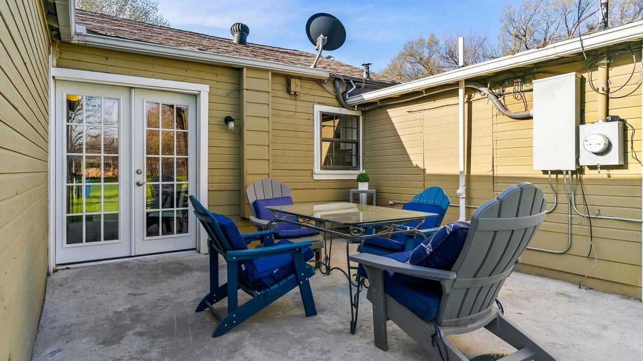 Photo of Outdoor in River Oaks