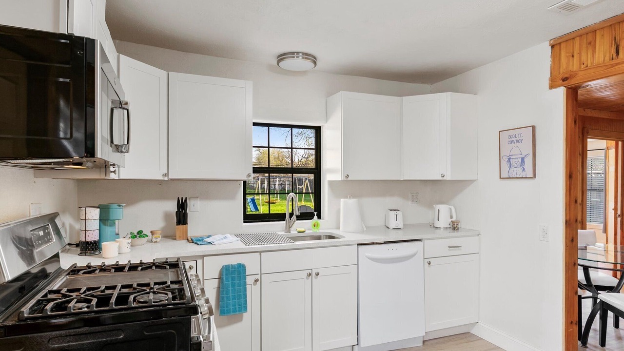 Photo of Kitchen in River Oaks