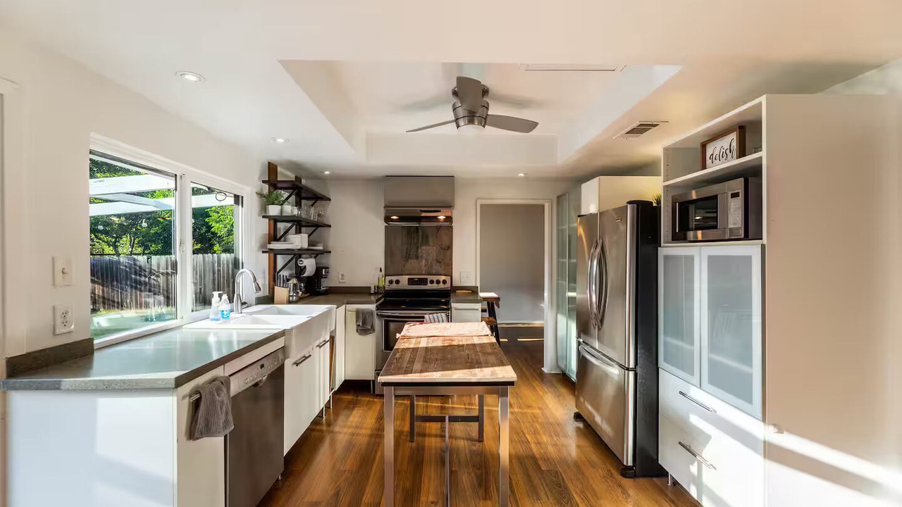 Photo of Kitchen in North Austin Civic Association