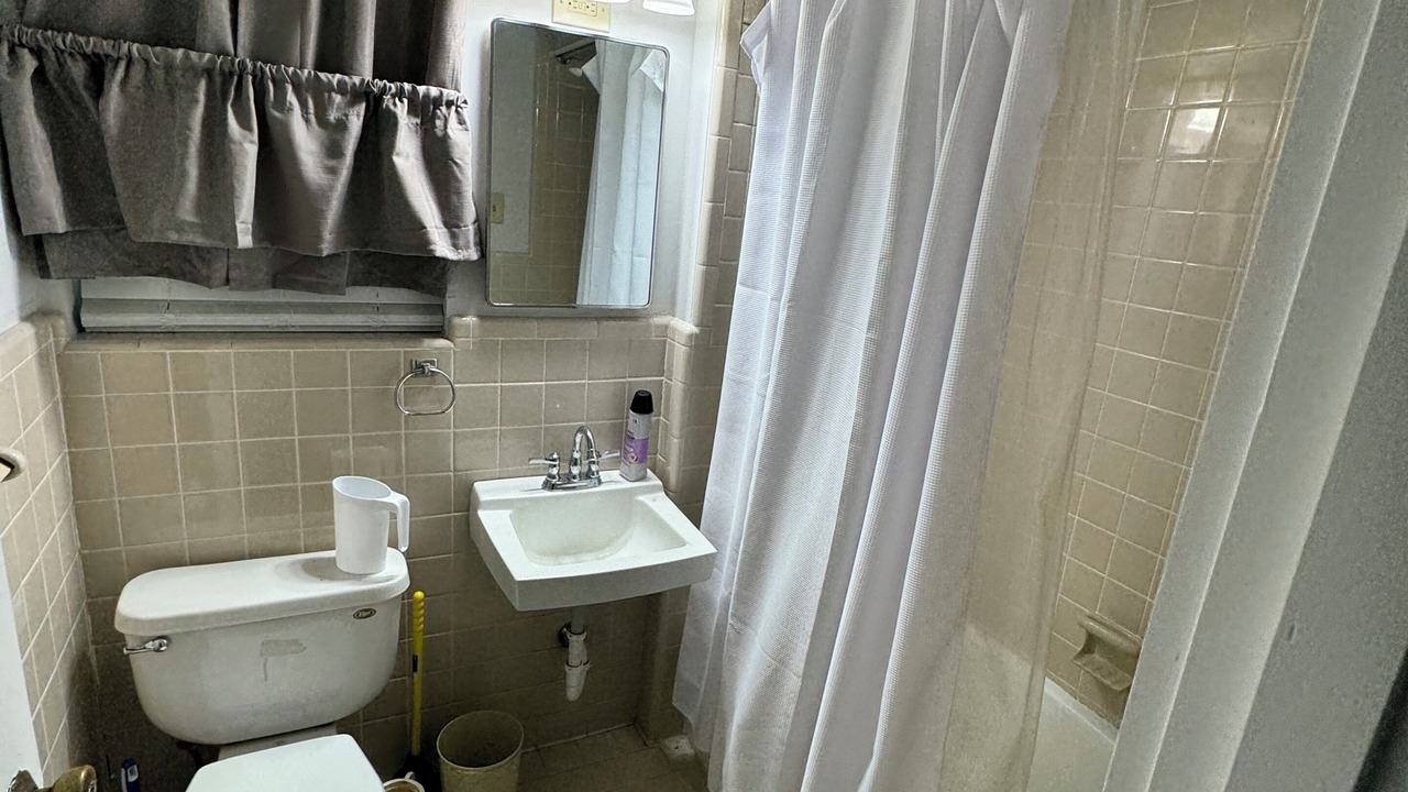 Photo of Bathroom in Quinlan