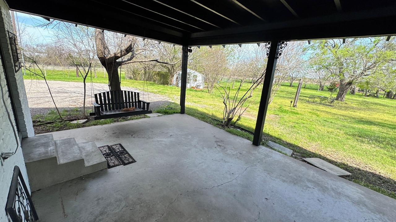 Photo of Patio Balcony in Quinlan