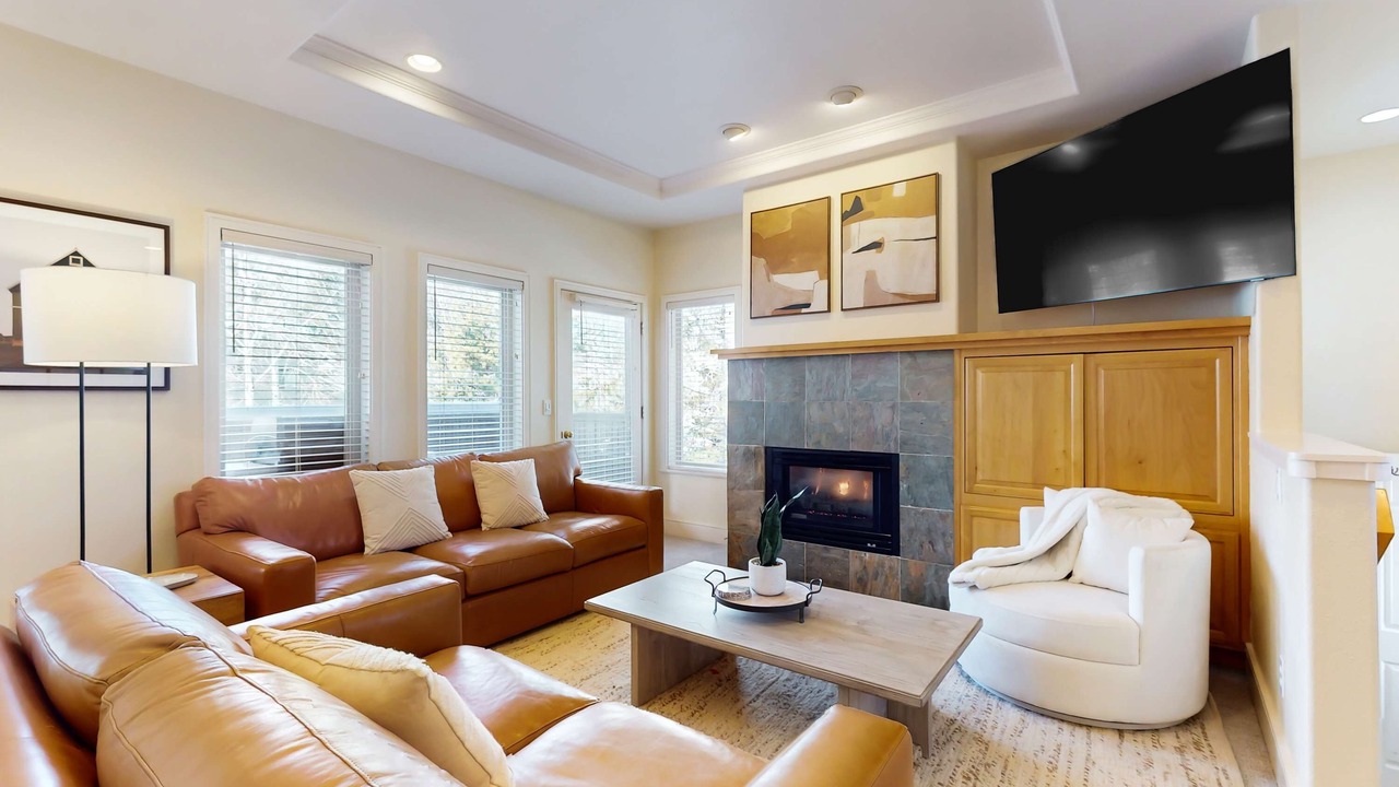 Photo of Livingroom in Broken Top