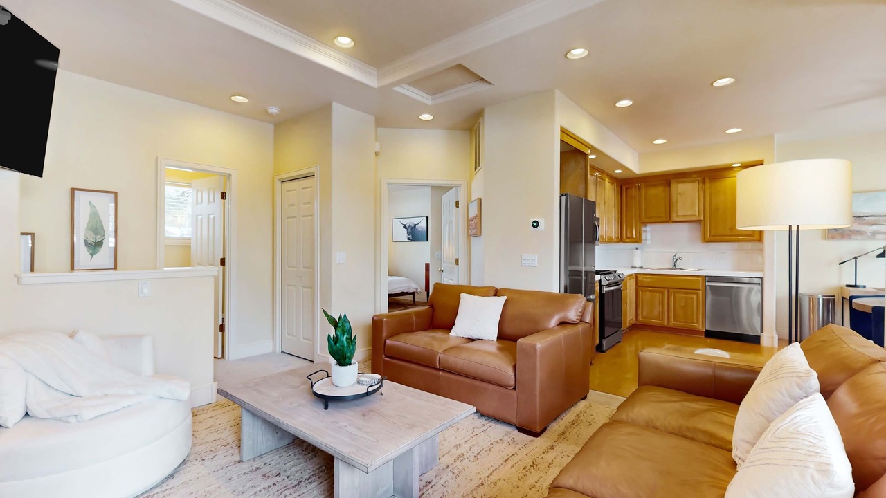 Photo of Livingroom in Broken Top