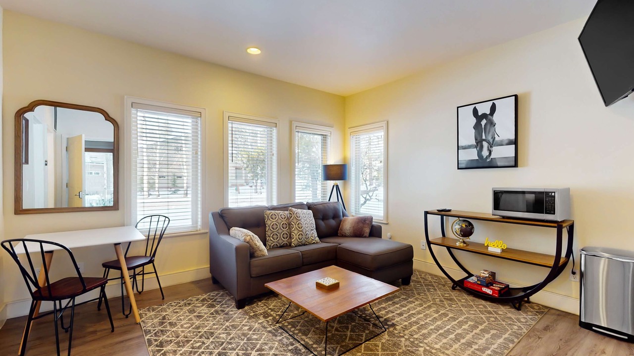 Photo of Livingroom in Broken Top