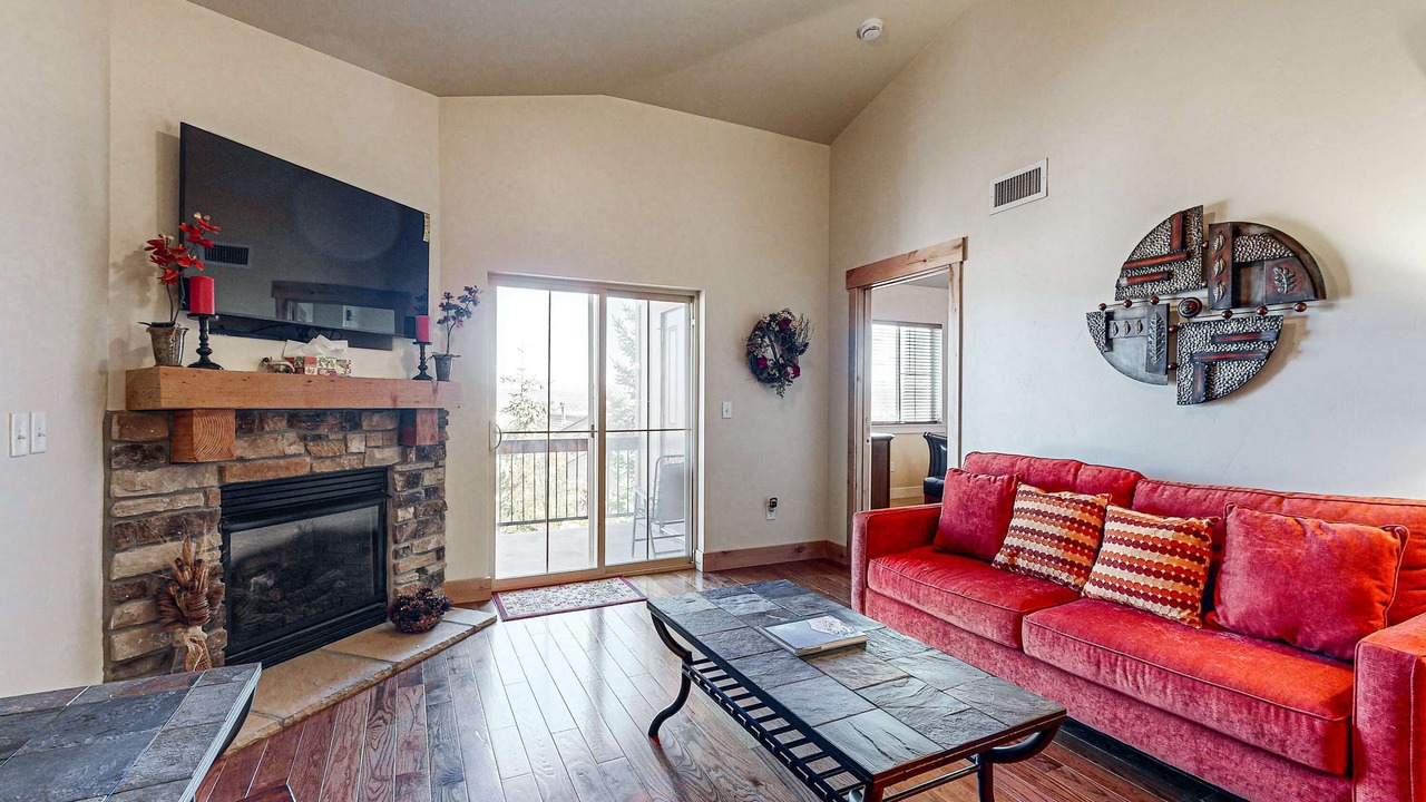 Photo of Livingroom in Bear Hollow Village