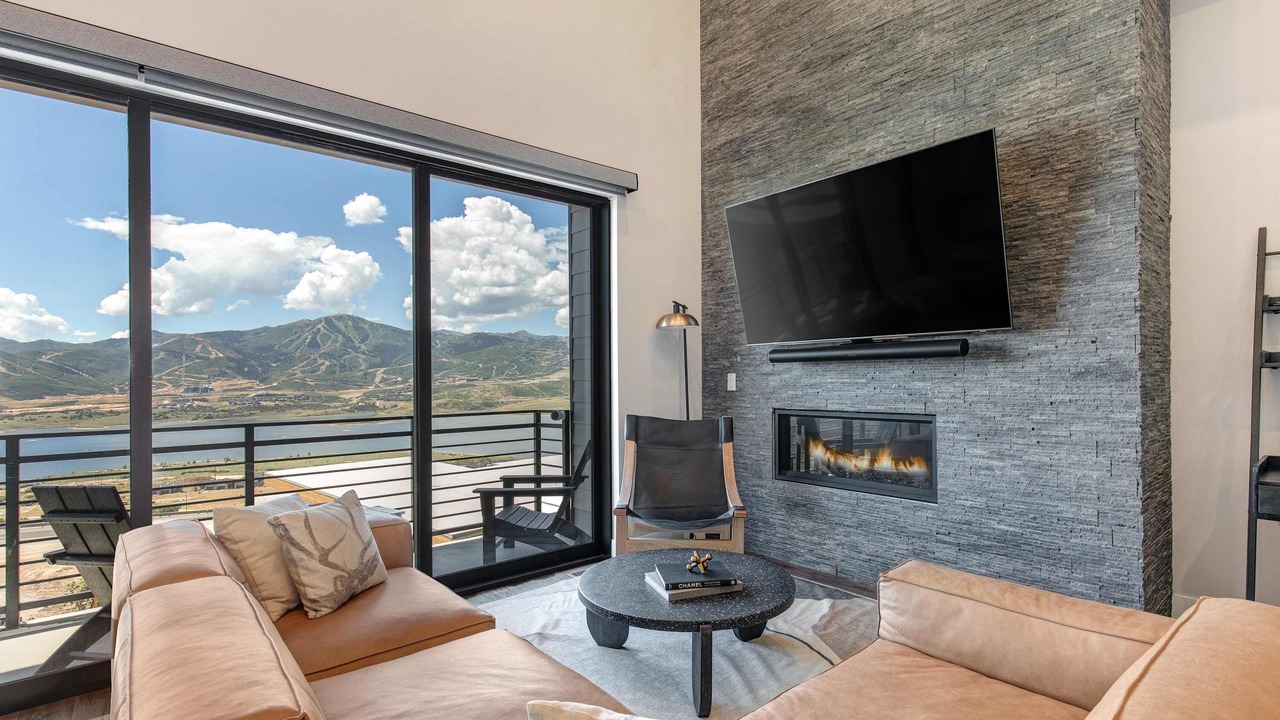 Photo of Livingroom in Hideout
