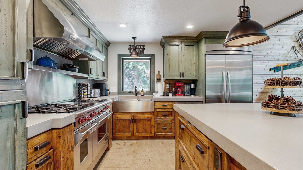 Photo of Kitchen in Salt Lake Mountain Resorts