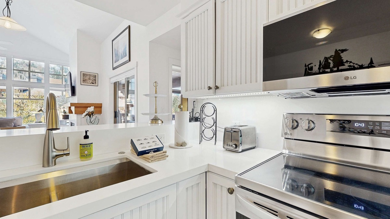 Photo of Kitchen in Salt Lake Mountain Resorts