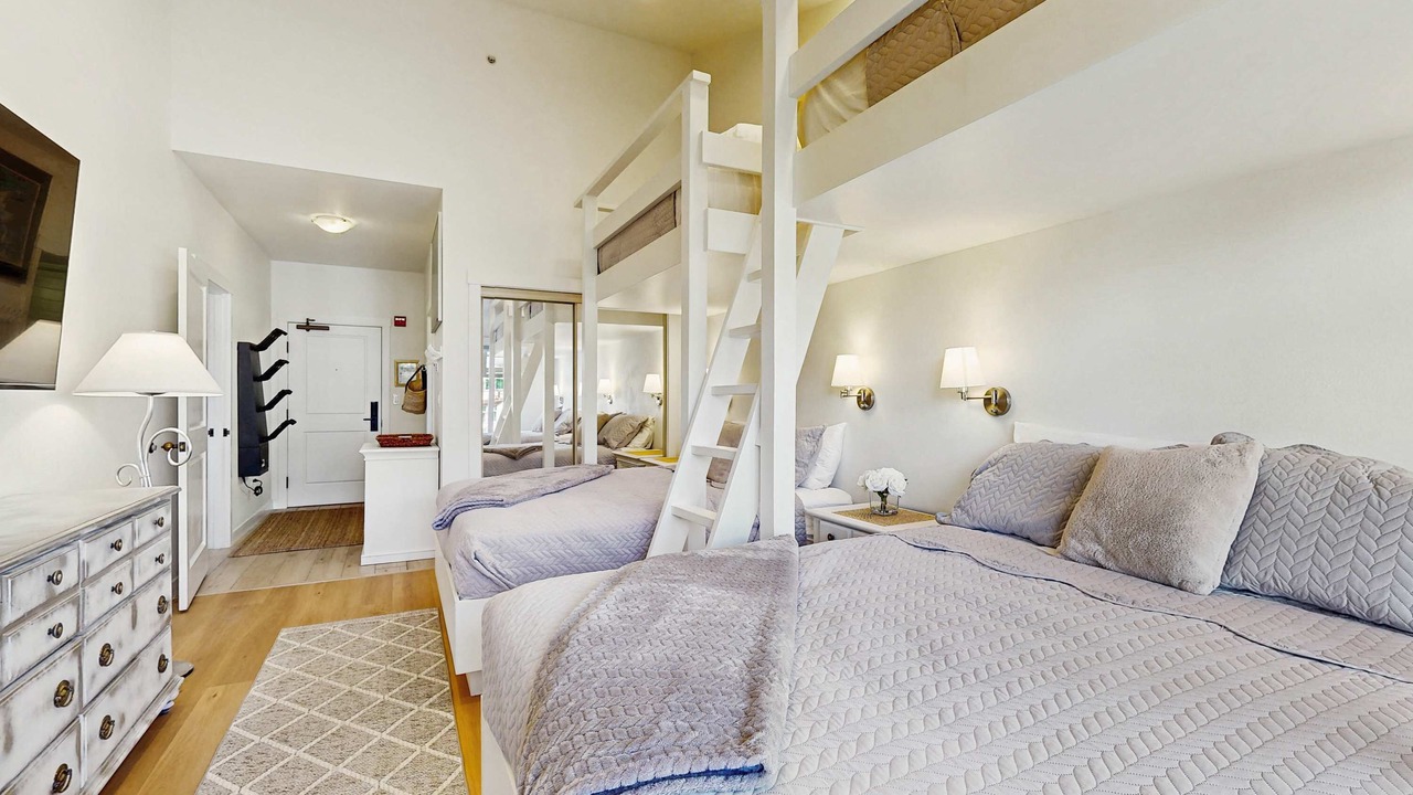 Photo of Bedroom in Salt Lake Mountain Resorts