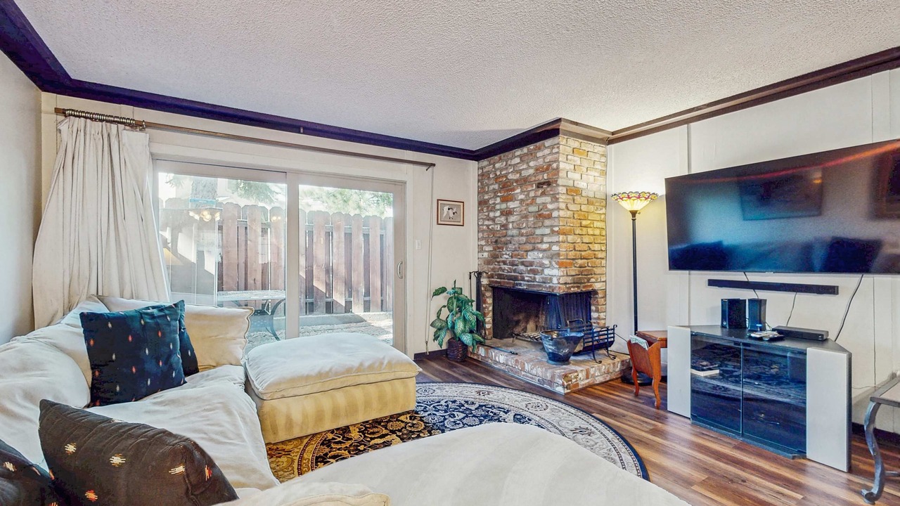 Photo of Livingroom in Tahoya Shores
