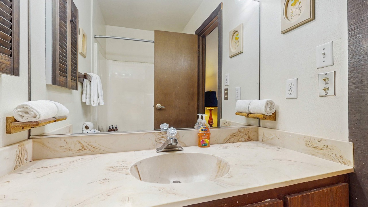 Photo of Bathroom in Tahoya Shores
