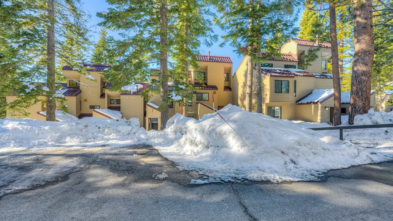 Photo of Outdoor in Carnelian Woods