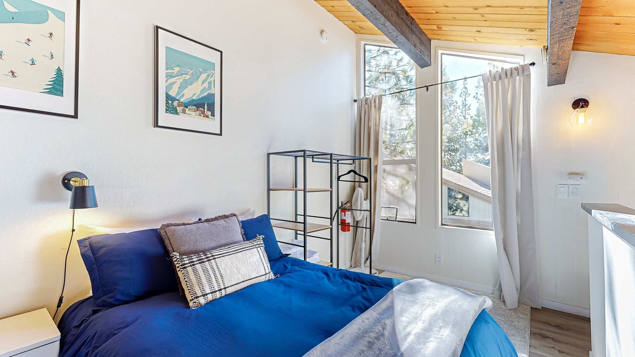 Photo of Bedroom in Kings Beach