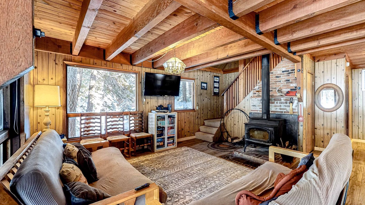 Photo of Livingroom in Truckee