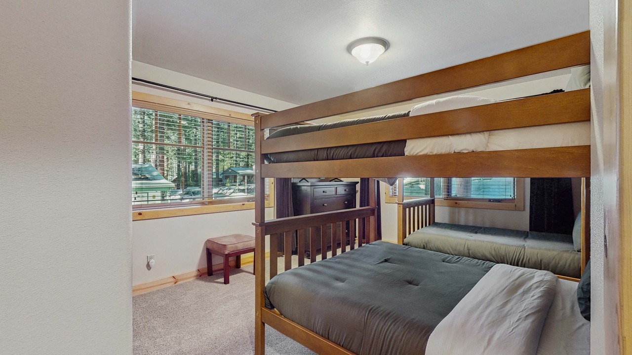 Photo of Bedroom in Sierra Tract