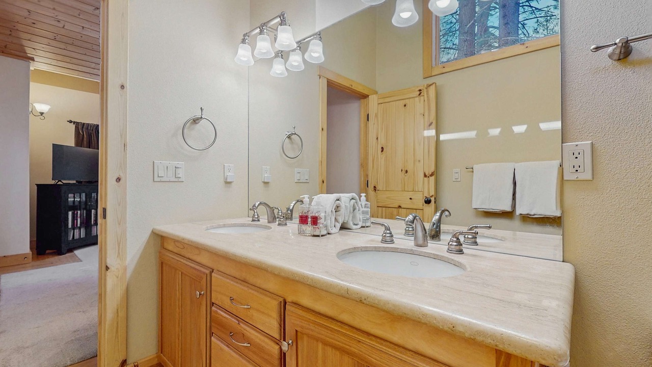 Photo of Bathroom in Sierra Tract