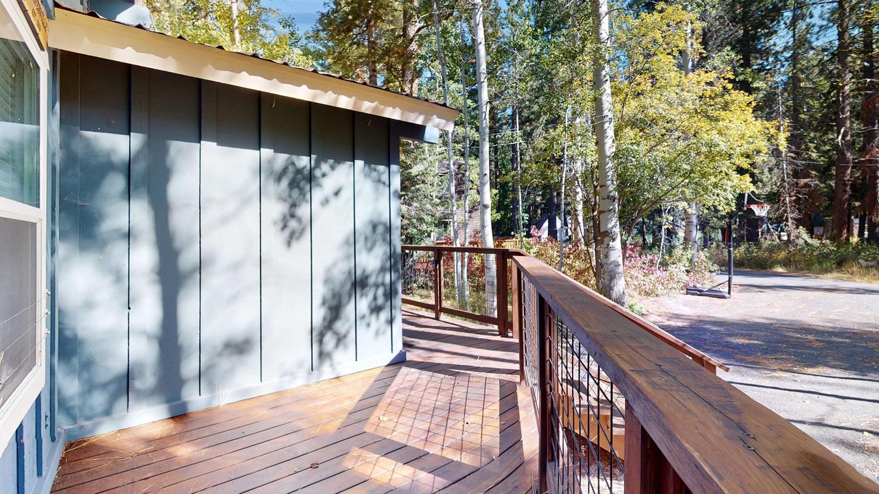 Photo of Patio Balcony in Tahoe Pines