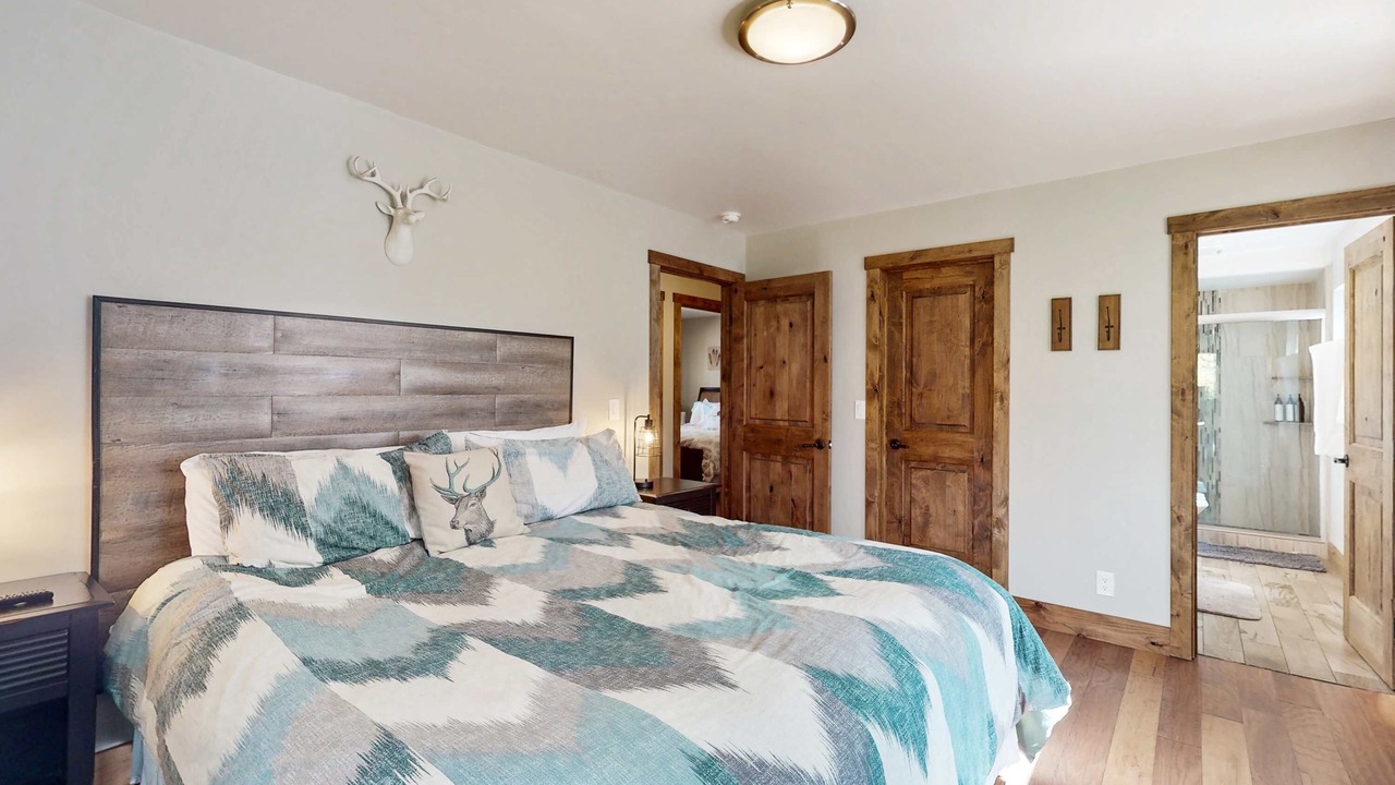 Photo of Bedroom in Tahoe Pines