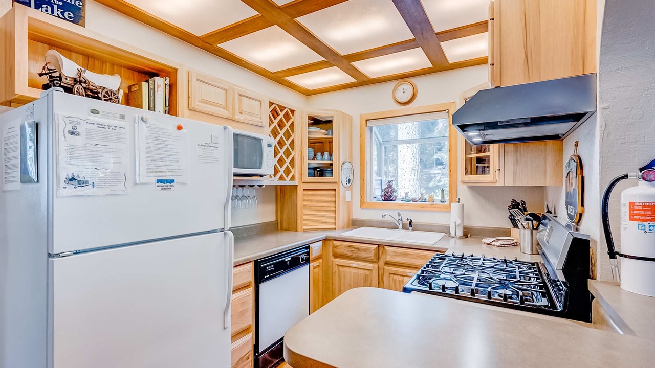 Photo of Kitchen in Tahoma