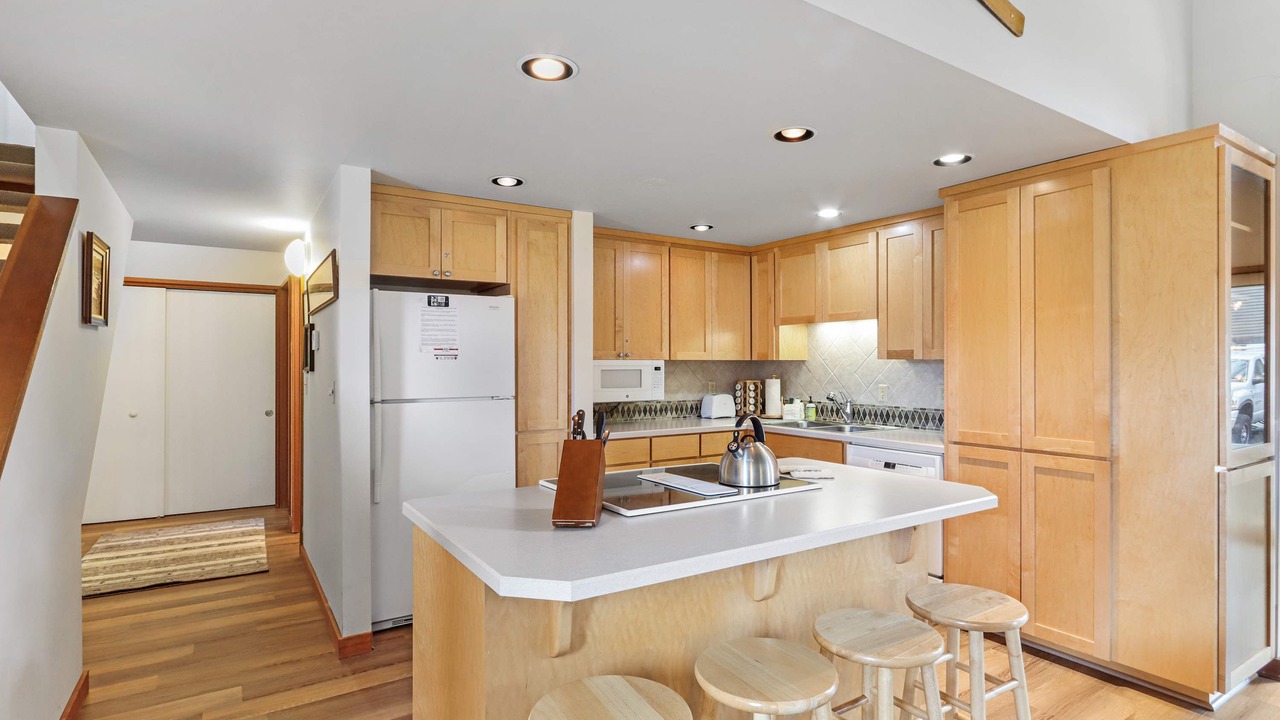 Photo of Kitchen in Overlook Park