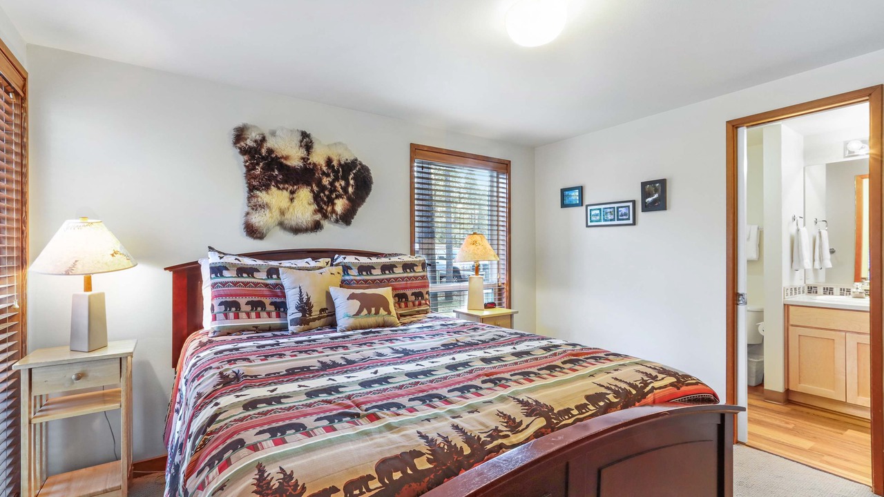 Photo of Bedroom in Overlook Park