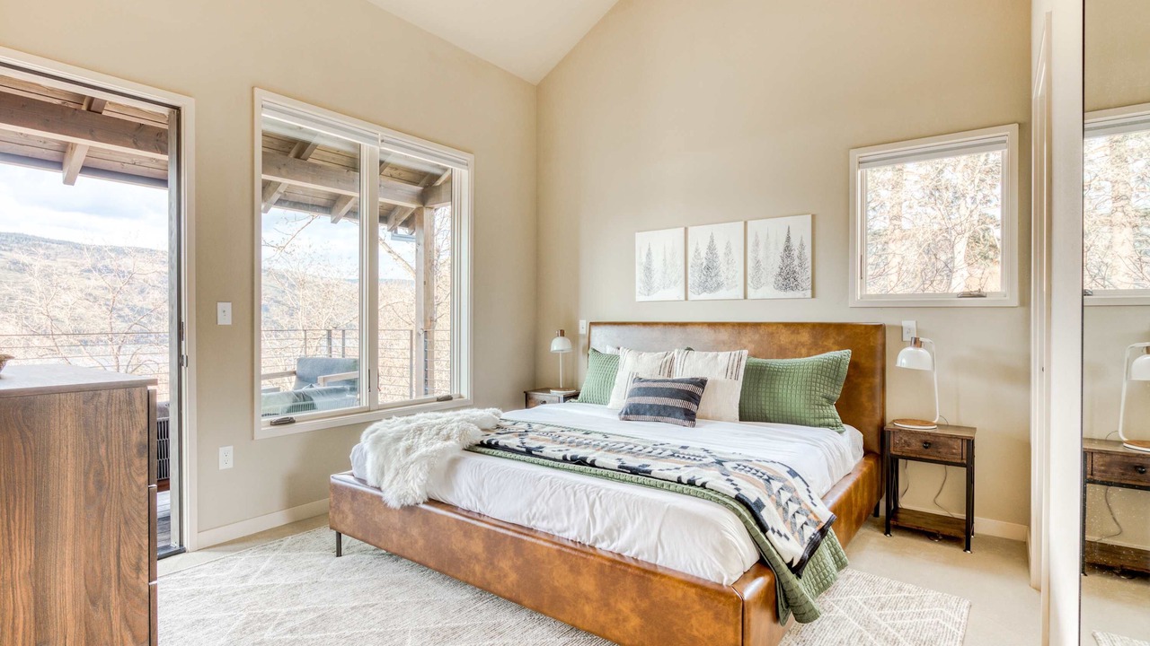 Photo of Bedroom in Mosier