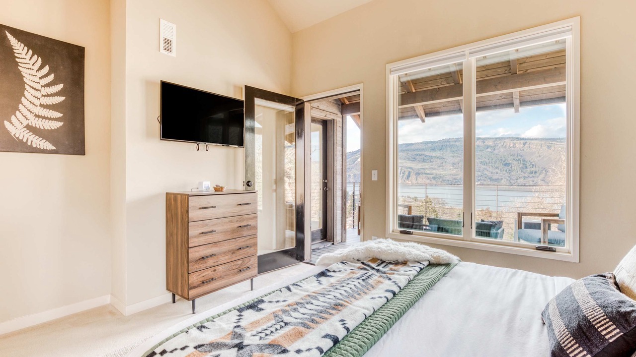 Photo of Bedroom in Mosier