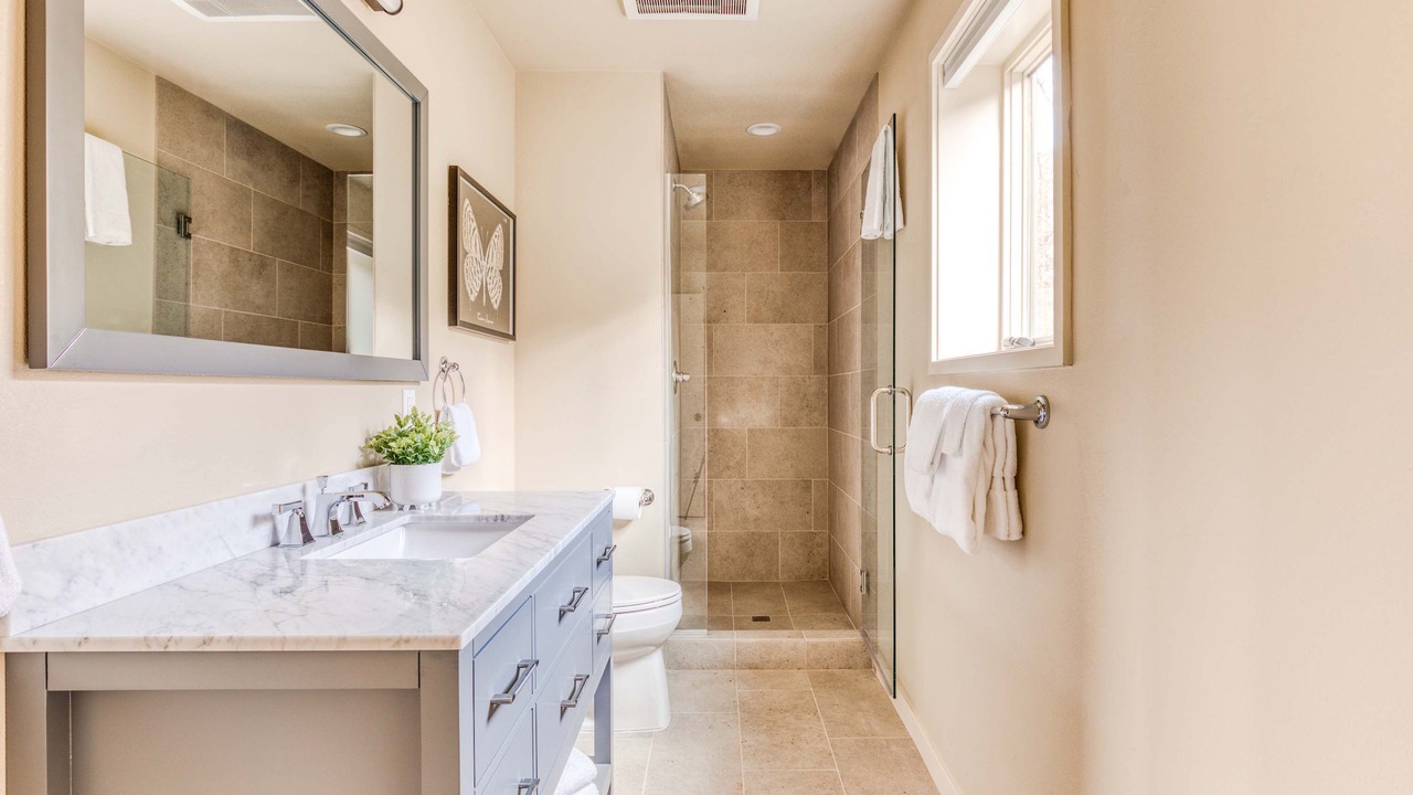 Photo of Bathroom in Mosier