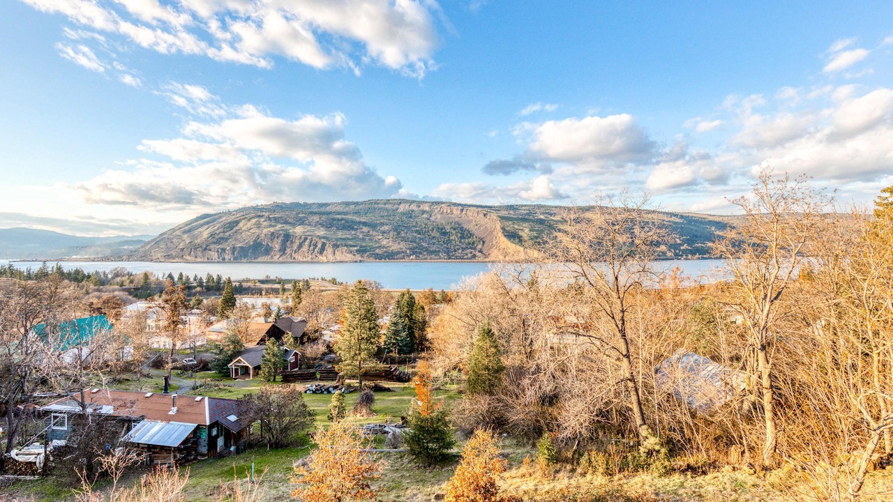 Photo of Others in Mosier