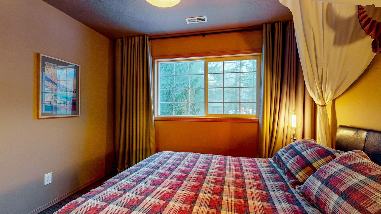 Photo of Bedroom in Mount Hood Village