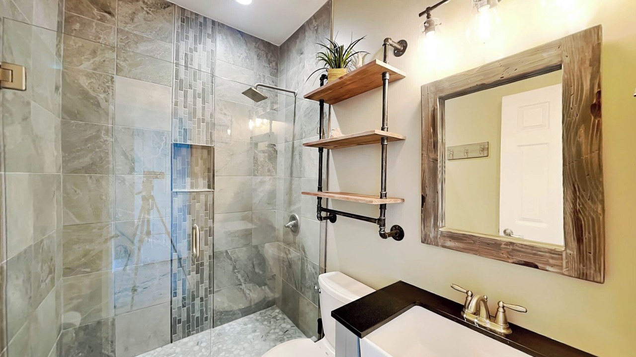 Photo of Bathroom in Tybee Island
