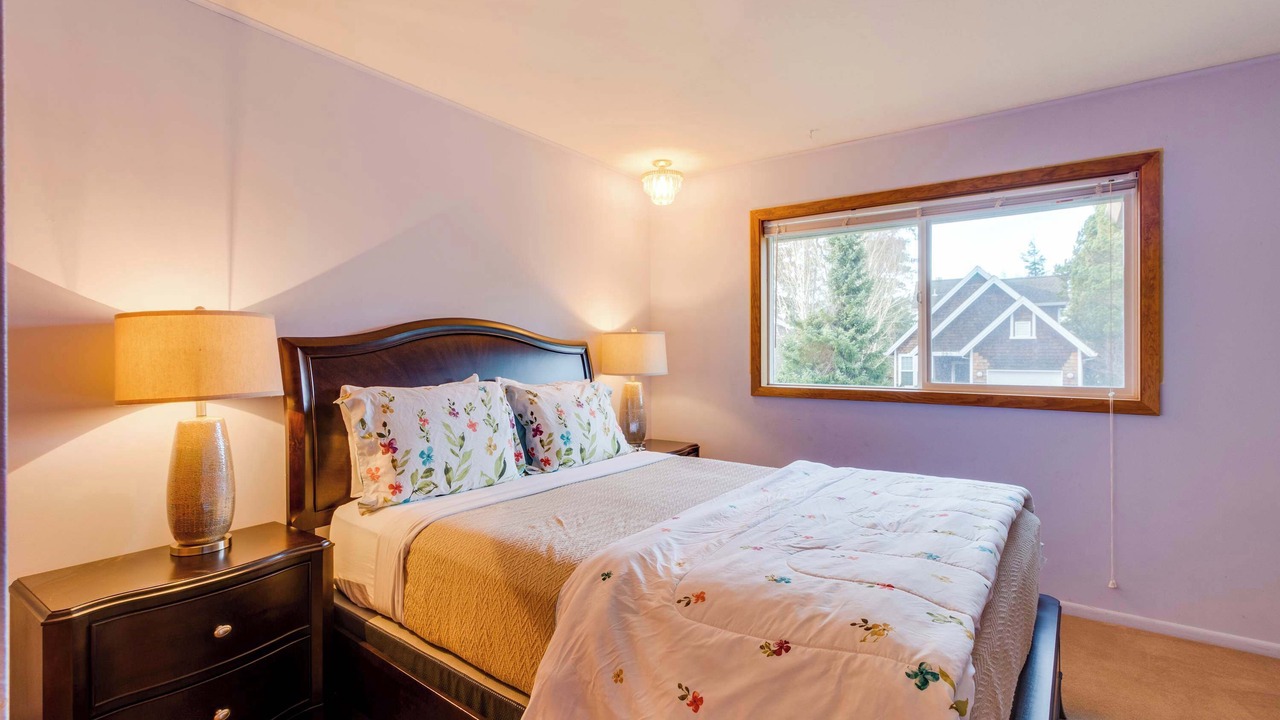 Photo of Bedroom in Manzanita