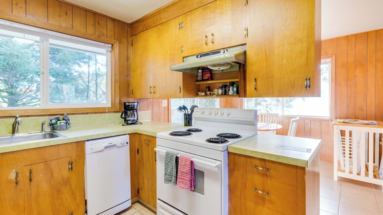 Photo of Kitchen in Manzanita