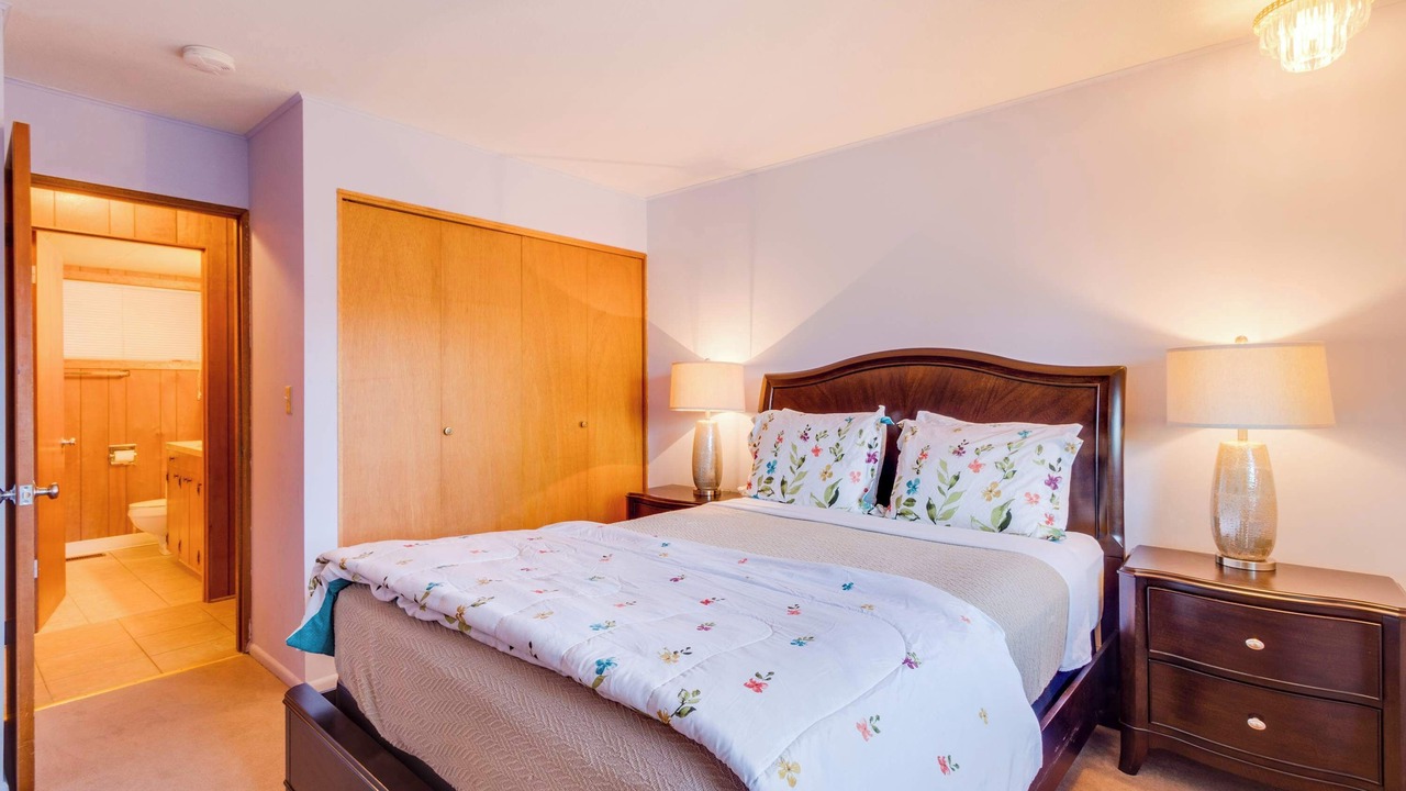 Photo of Bedroom in Manzanita