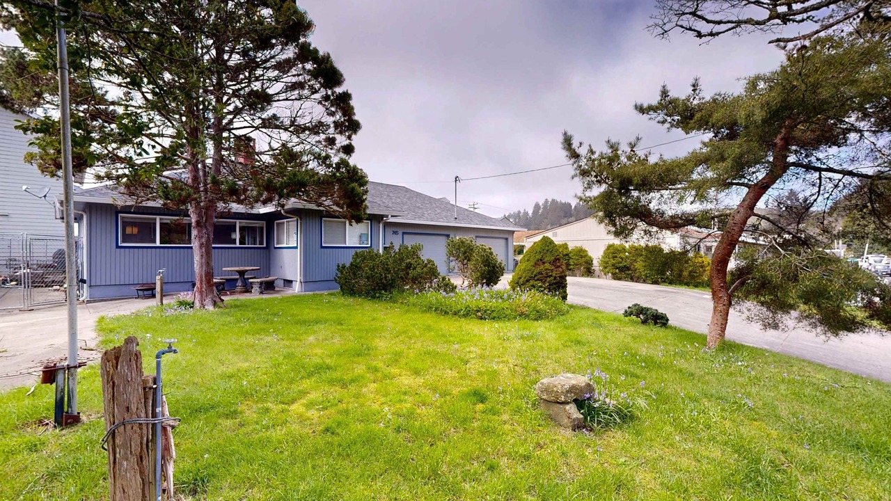 Photo of Outdoor in Winchester Bay