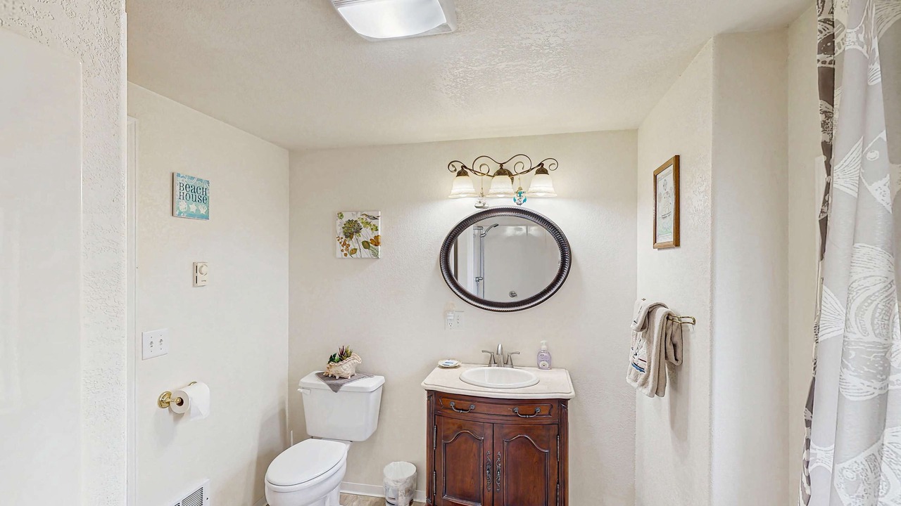 Photo of Bathroom in Winchester Bay