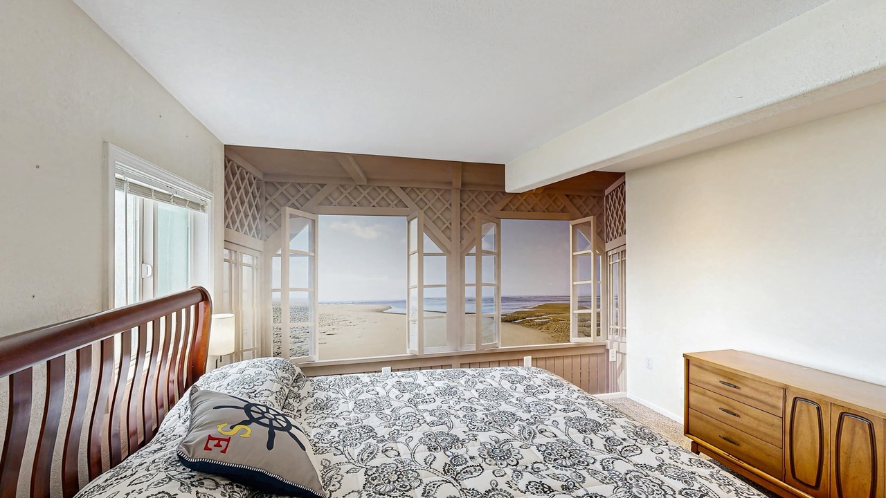 Photo of Bedroom in Winchester Bay