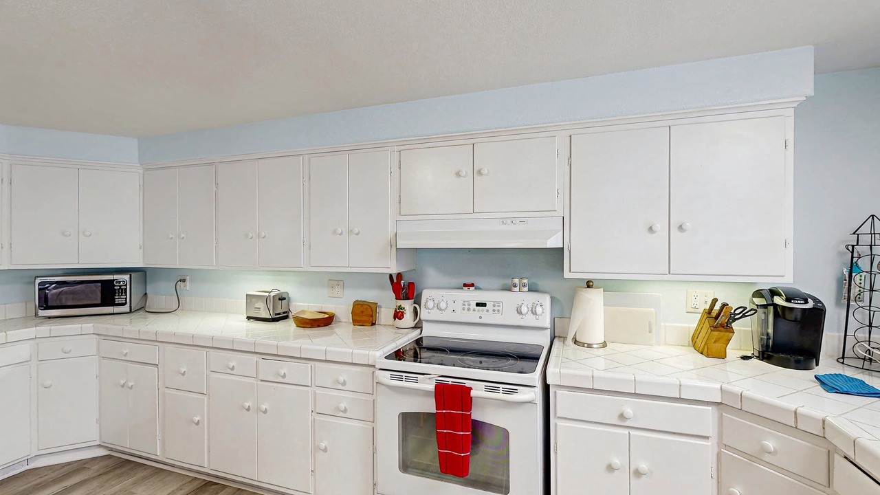 Photo of Kitchen in Winchester Bay