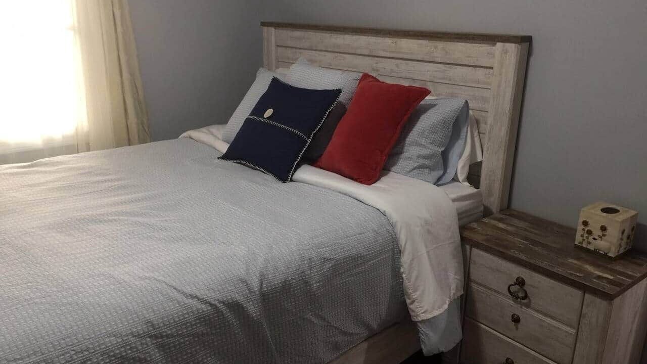 Photo of Bedroom in Lakeside