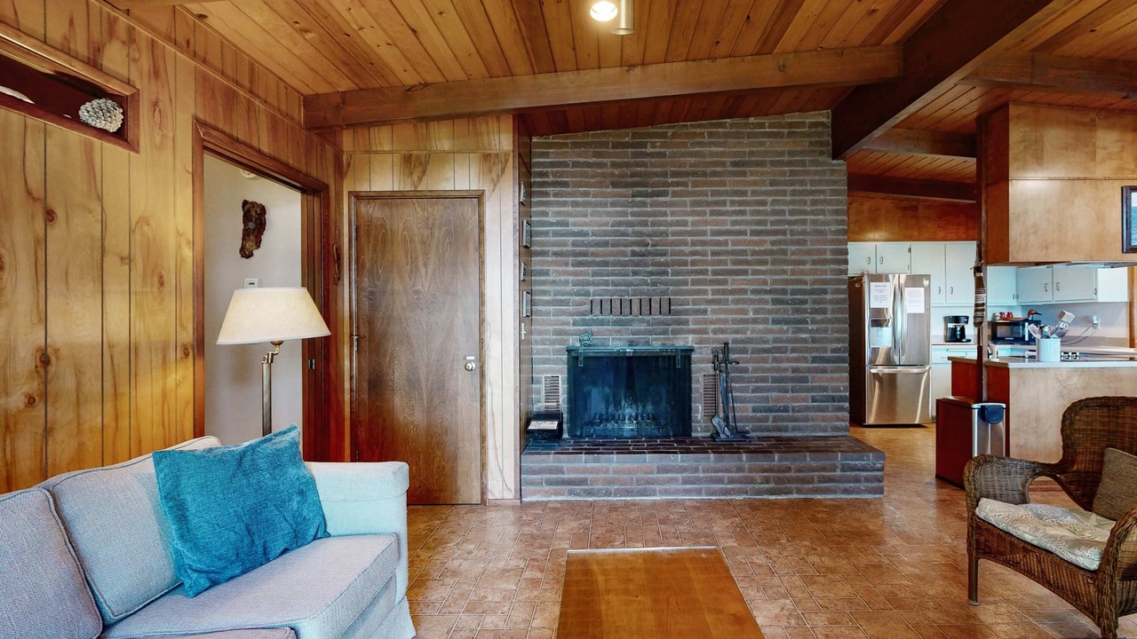 Photo of Livingroom in Dunes City