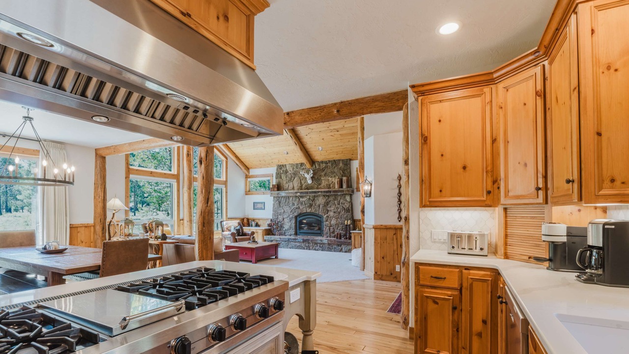 Photo of Kitchen in Sunriver
