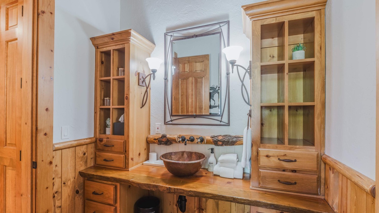 Photo of Bathroom in Sunriver