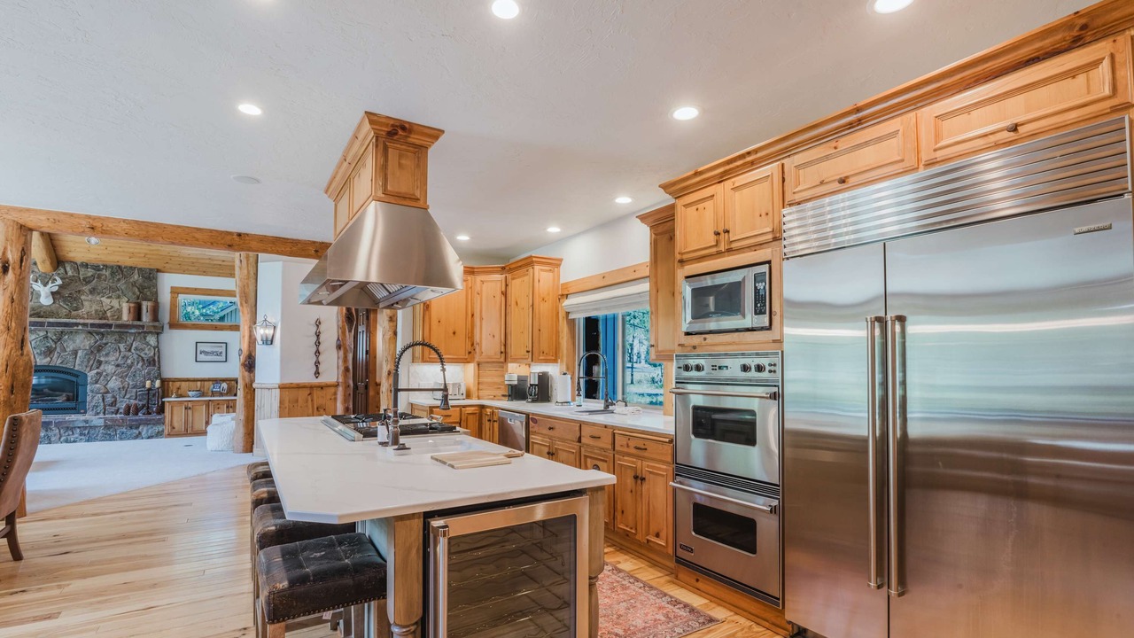 Photo of Kitchen in Sunriver