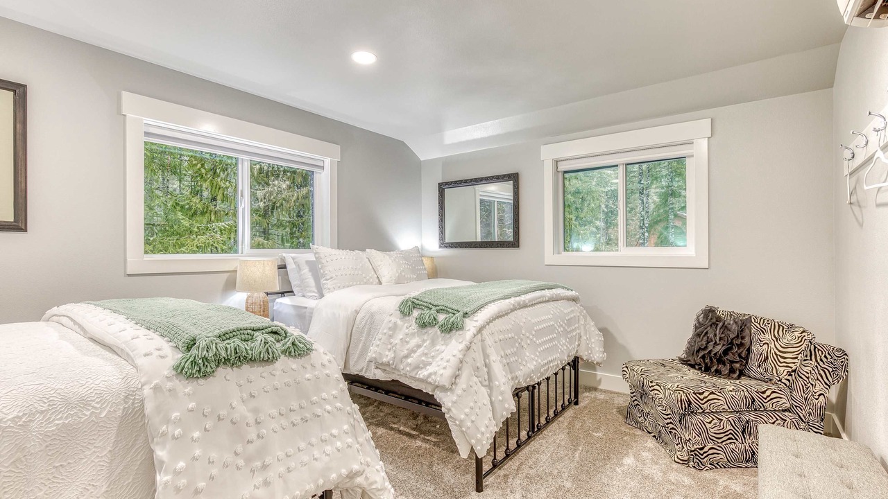 Photo of Bedroom in Welches