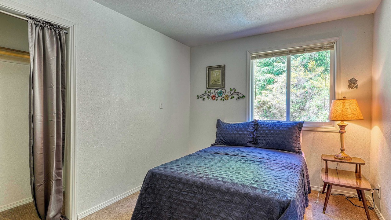 Photo of Bedroom in North Bend