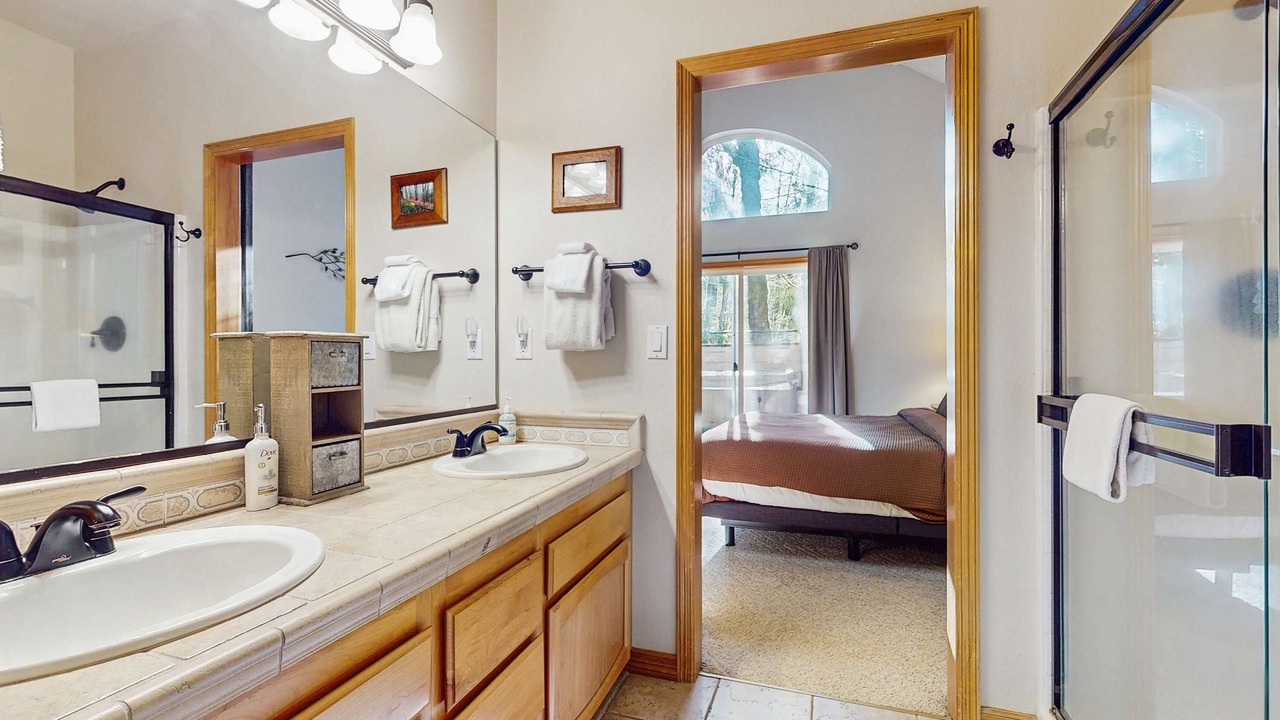 Photo of Bathroom in Welches